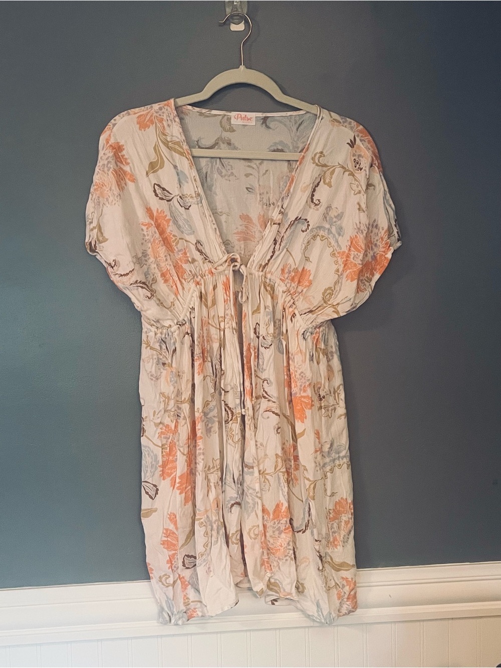 Lightweight Floral Tie-Front Cover-Up Dress in Cream and Coral Medium